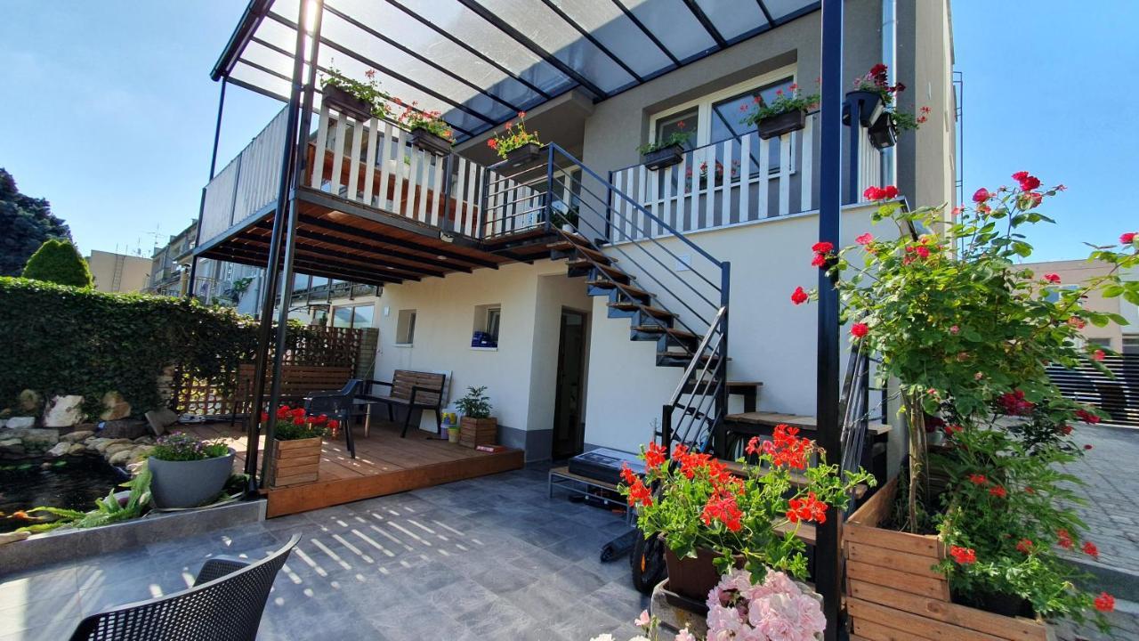 David Home 56 Зноймо Экстерьер фото